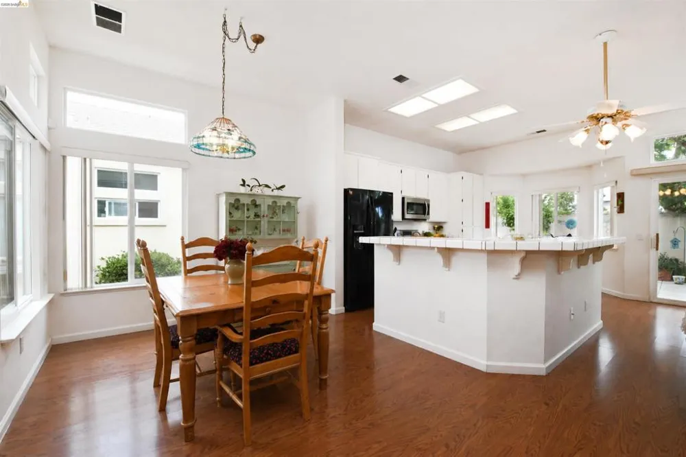 30 Winesap Dr Brentwood, CA 94513