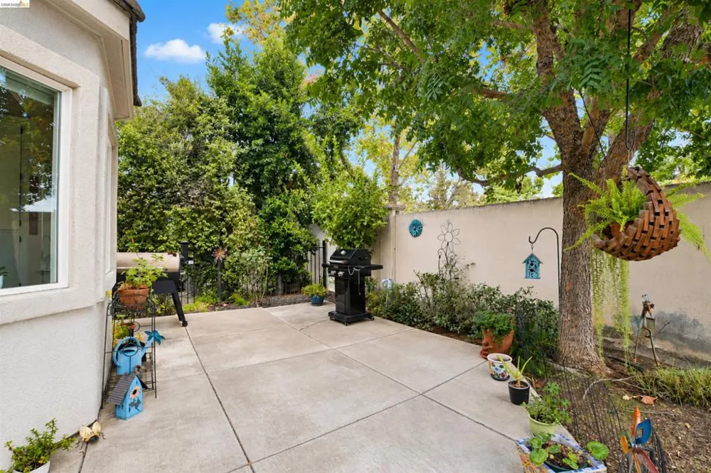 30 Winesap Dr Brentwood, CA 94513