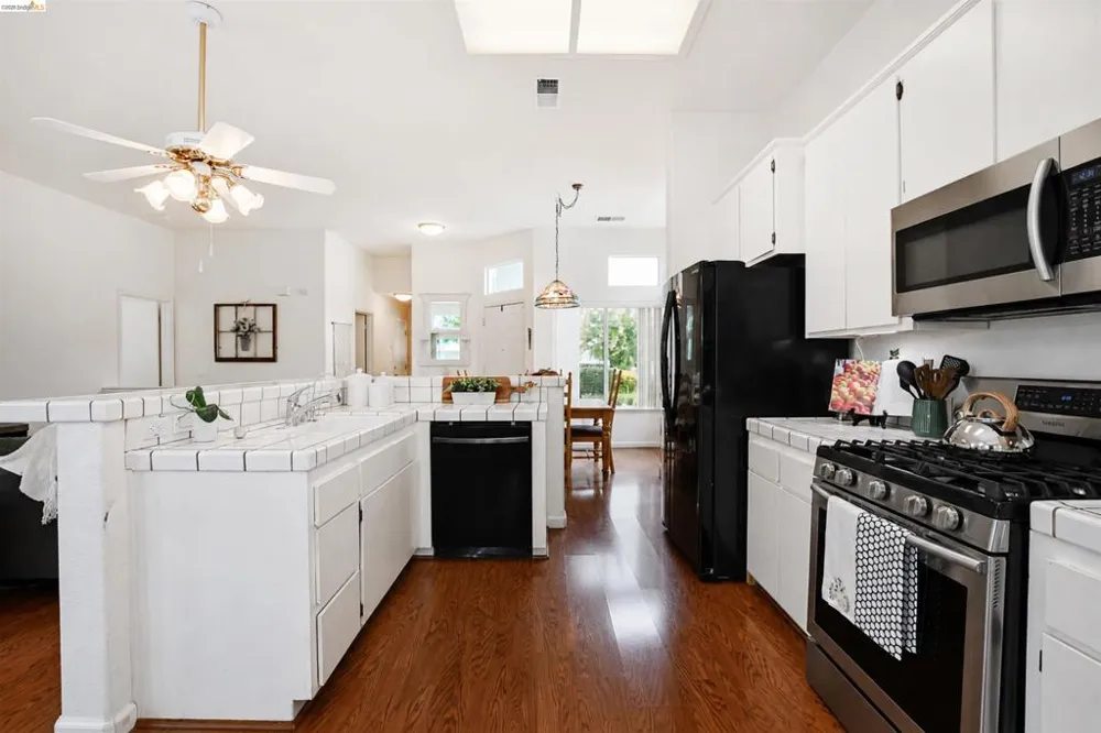 30 Winesap Dr Brentwood, CA 94513