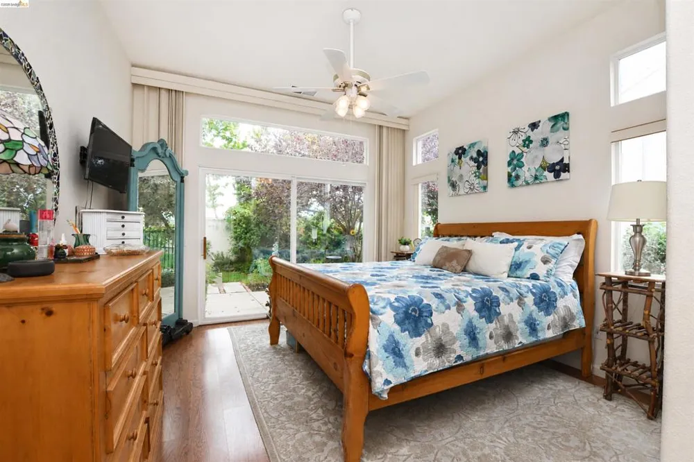 30 Winesap Dr Brentwood, CA 94513