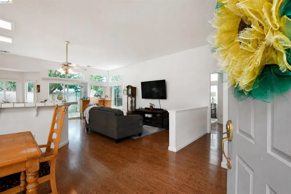 30 Winesap Dr Brentwood, CA 94513