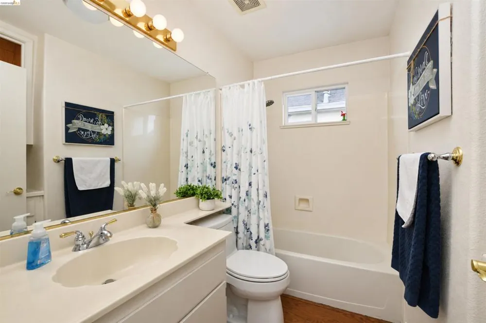 30 Winesap Dr Brentwood, CA 94513