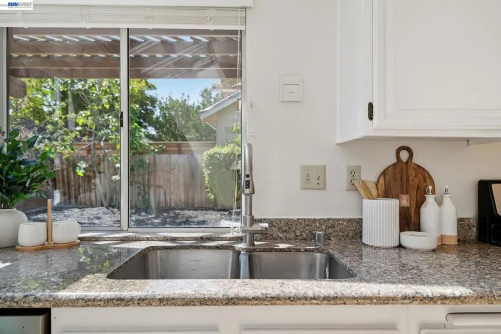 2932 Barrington Terrance Fremont, CA 94536