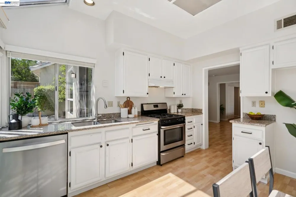 2932 Barrington Terrance Fremont, CA 94536