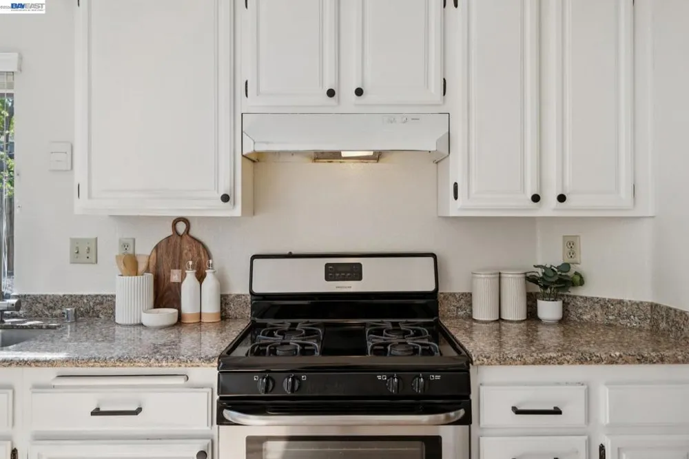 2932 Barrington Terrance Fremont, CA 94536