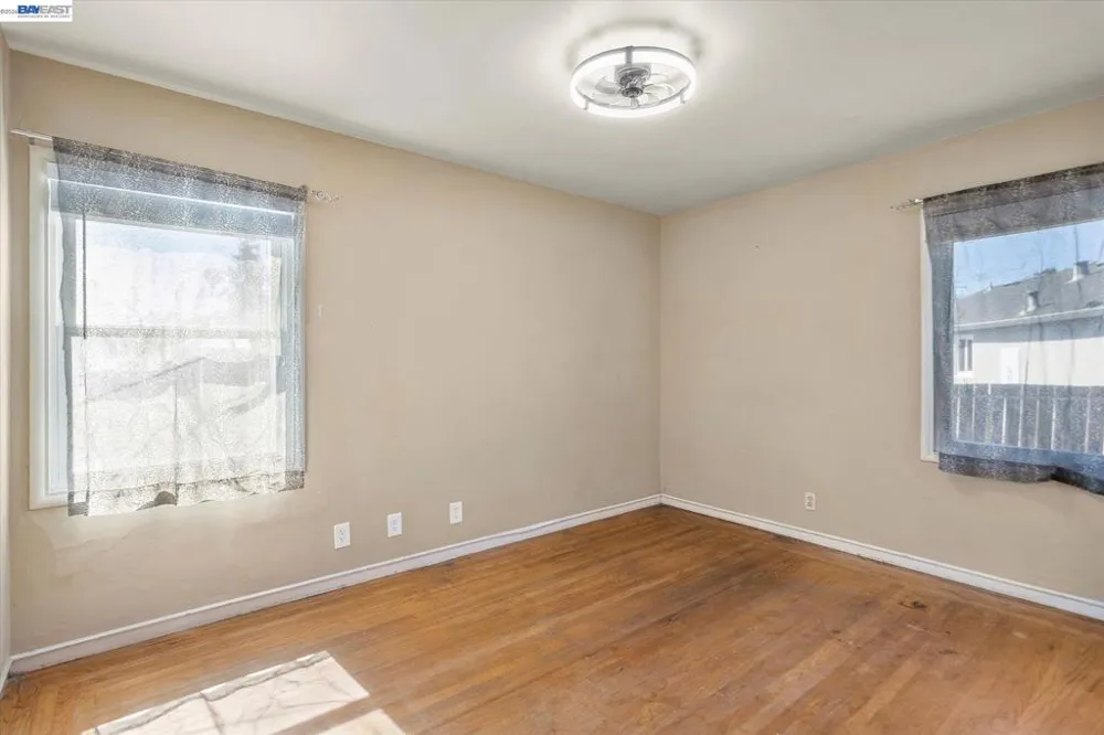 477 Cascade Rd San Leandro, CA 94577