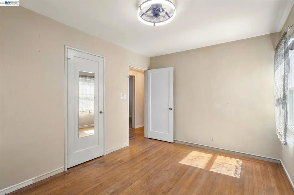477 Cascade Rd San Leandro, CA 94577