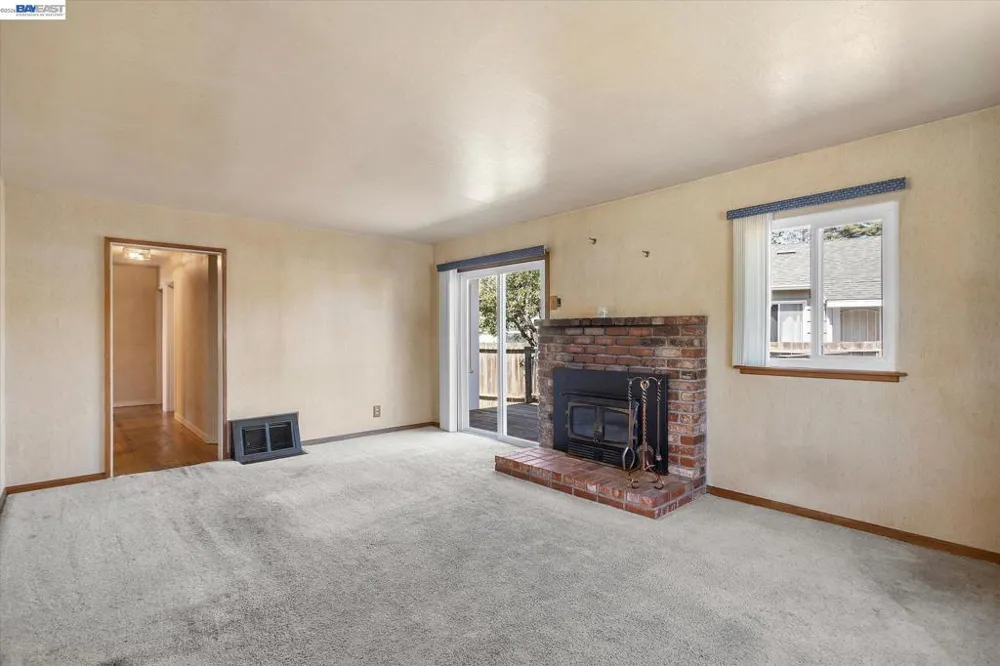 477 Cascade Rd San Leandro, CA 94577