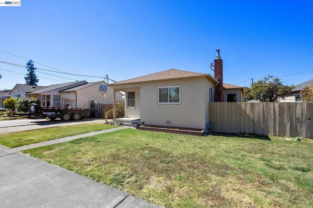 477 Cascade Rd San Leandro, CA 94577