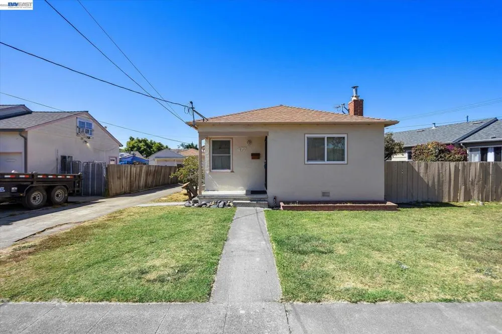 477 Cascade Rd San Leandro, CA 94577