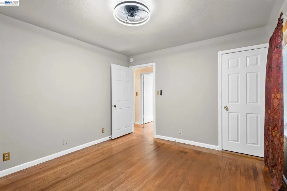 477 Cascade Rd San Leandro, CA 94577