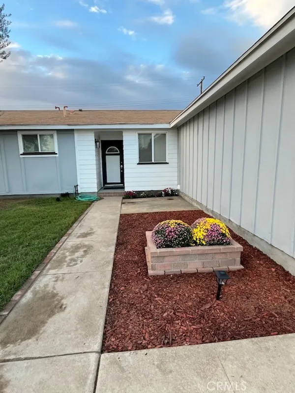 217 Fanshaw Avenue Pomona, CA 91768