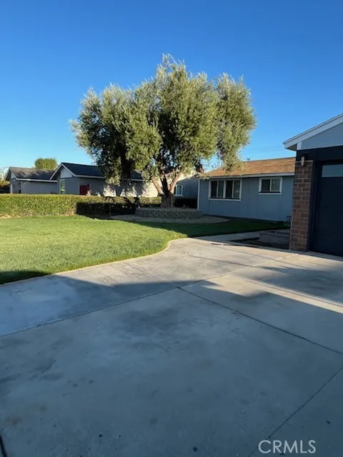 217 Fanshaw Avenue Pomona, CA 91768