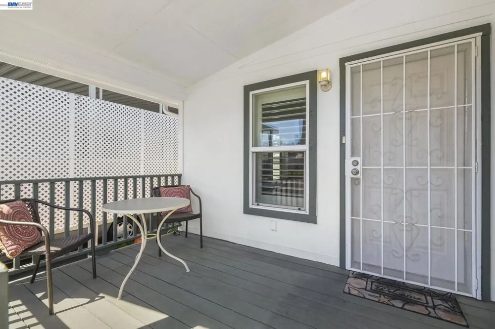 3263 Vineyard Ave. Pleasanton, CA 94566
