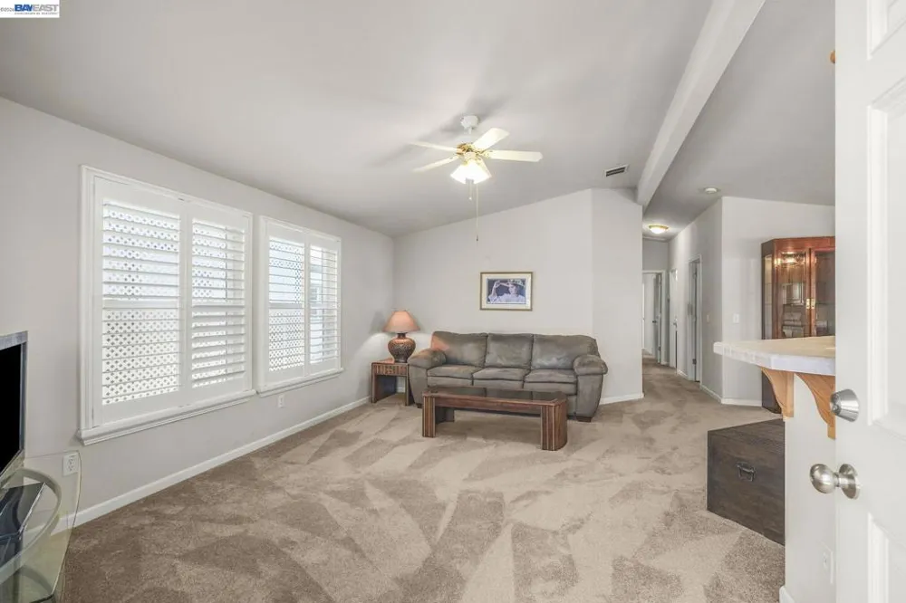 3263 Vineyard Ave. Pleasanton, CA 94566