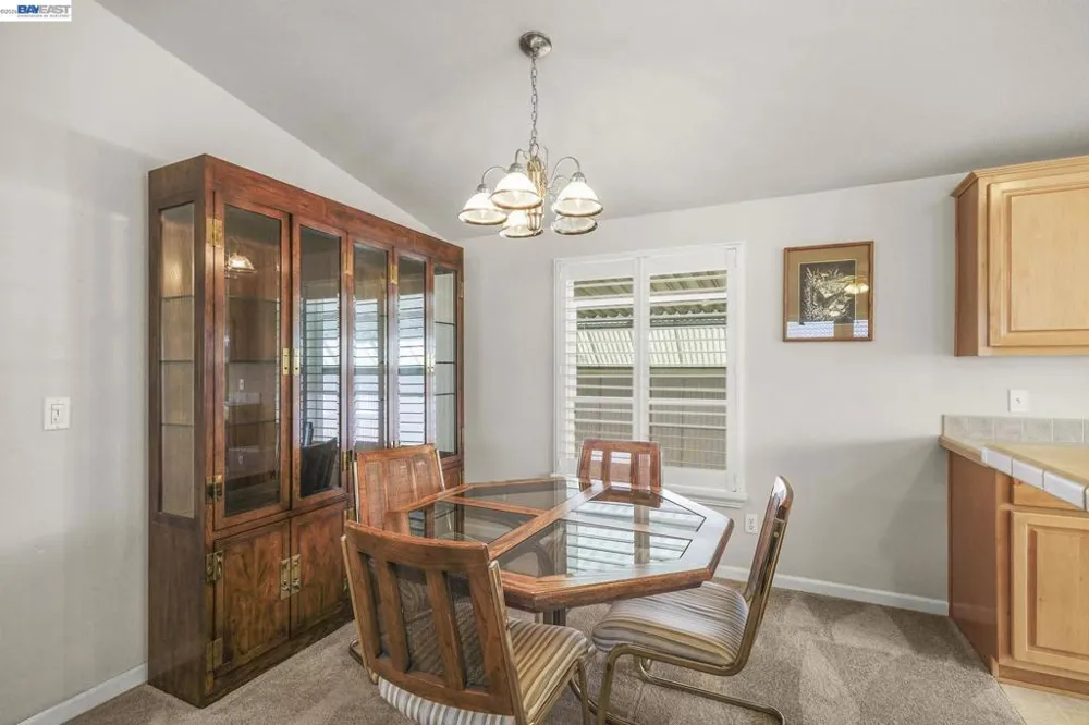 3263 Vineyard Ave. Pleasanton, CA 94566