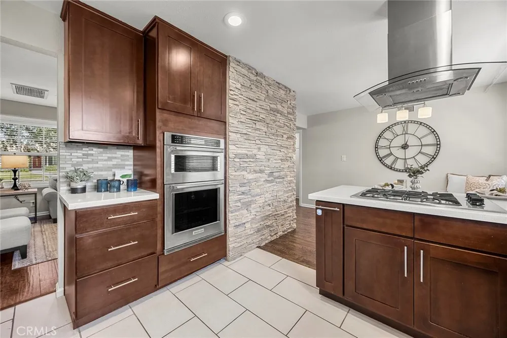 330 Magnolia Avenue Brea, CA 92821