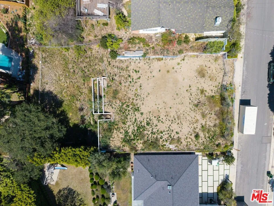 1025 Las Pulgas Road Pacific Palisades, CA 90272