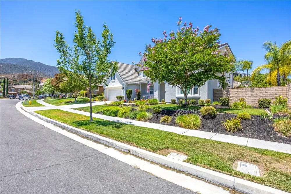 3276 Huntfield Corona, CA 92882