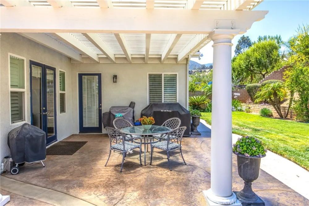3276 Huntfield Corona, CA 92882