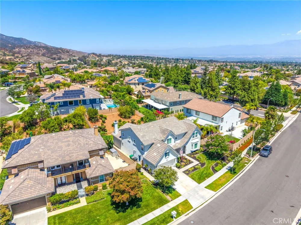 3276 Huntfield Corona, CA 92882