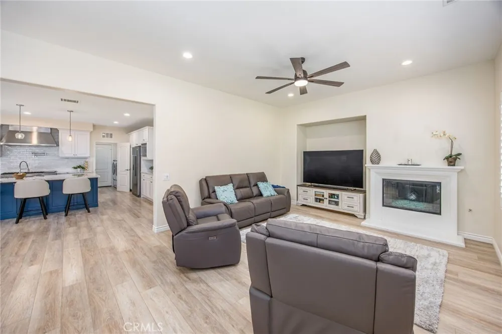 3276 Huntfield Corona, CA 92882