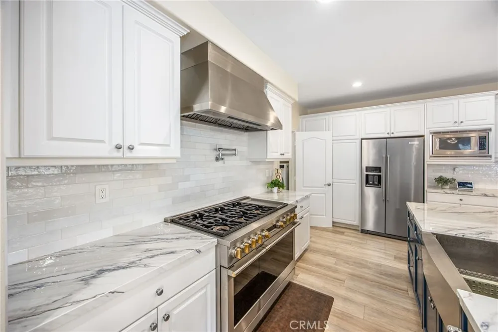 3276 Huntfield Corona, CA 92882