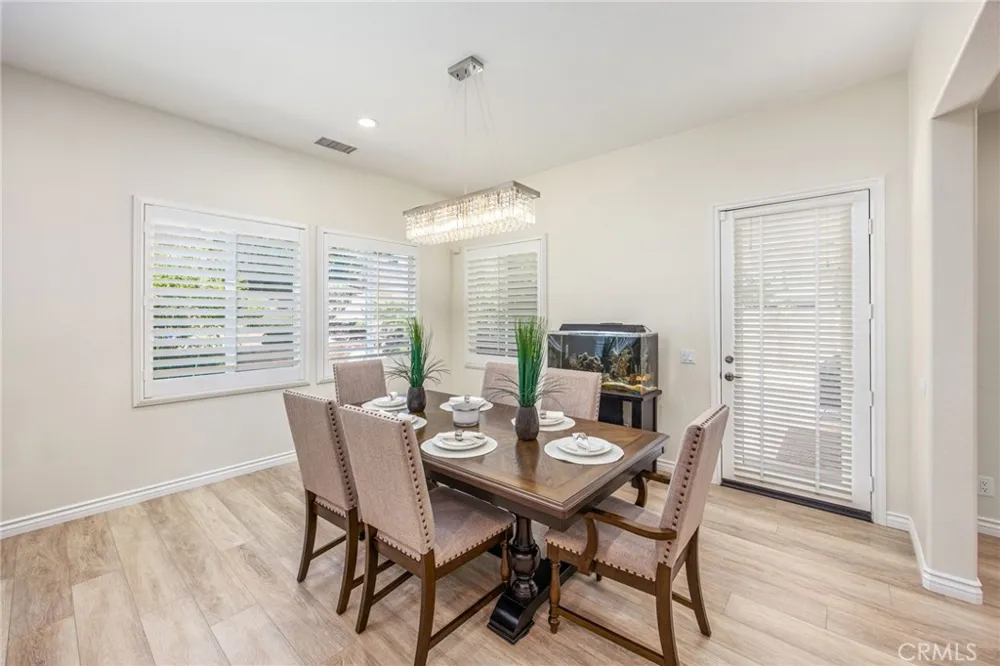 3276 Huntfield Corona, CA 92882