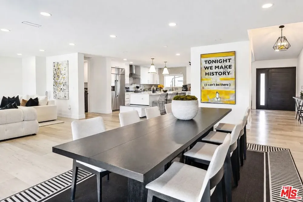 20326 Alerion Place Los Angeles, CA 91364