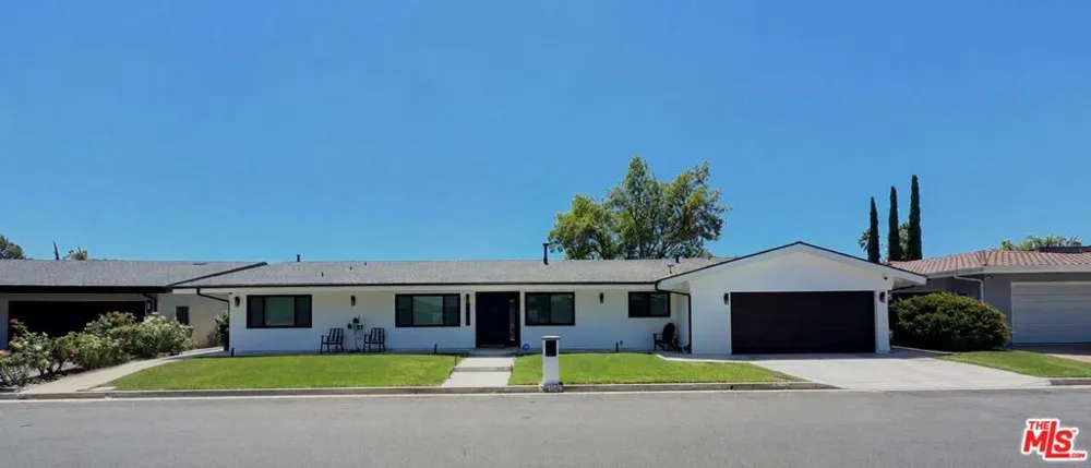 20326 Alerion Place Los Angeles, CA 91364