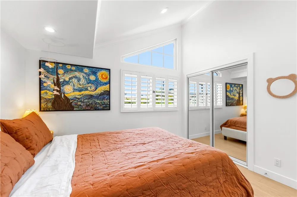 19401 Merion Circle Huntington Beach, CA 92648