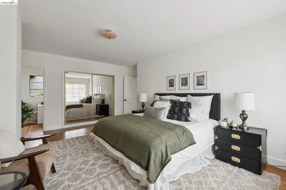 208 Lee St Oakland, CA 94610