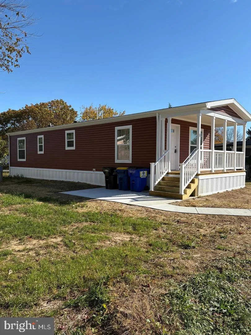 6 GREENWOOD CIRCLE Clayton, DE 19938