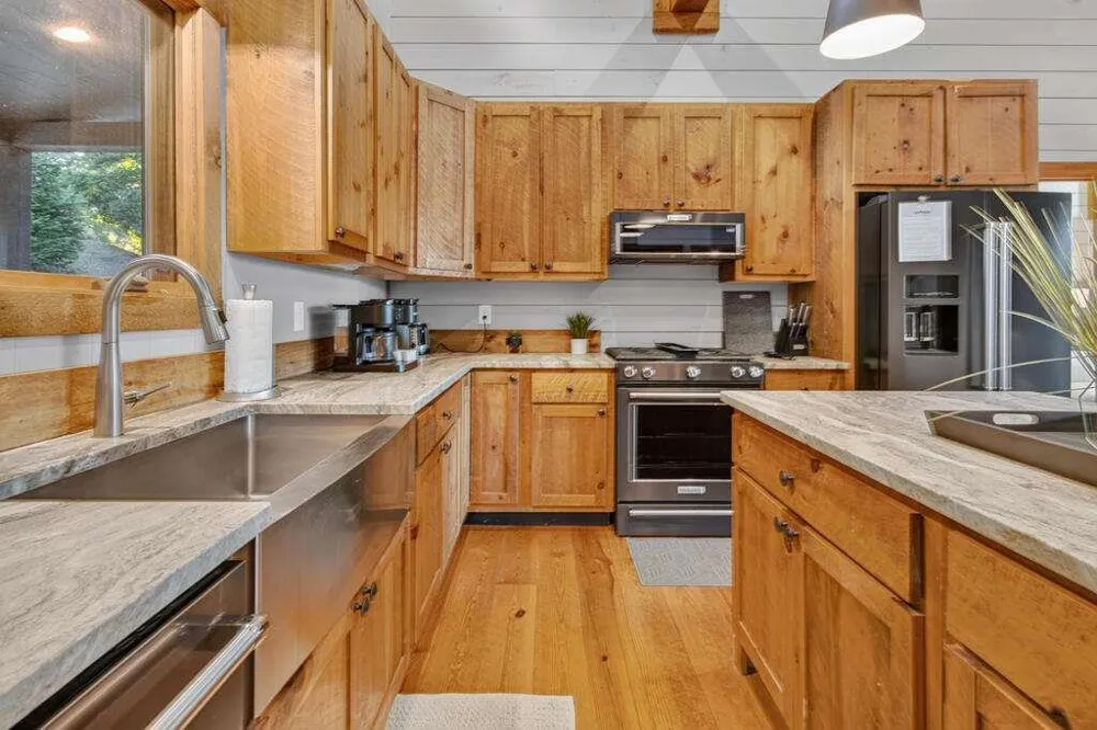 78 Deer Crest Road Blue Ridge, GA 30513