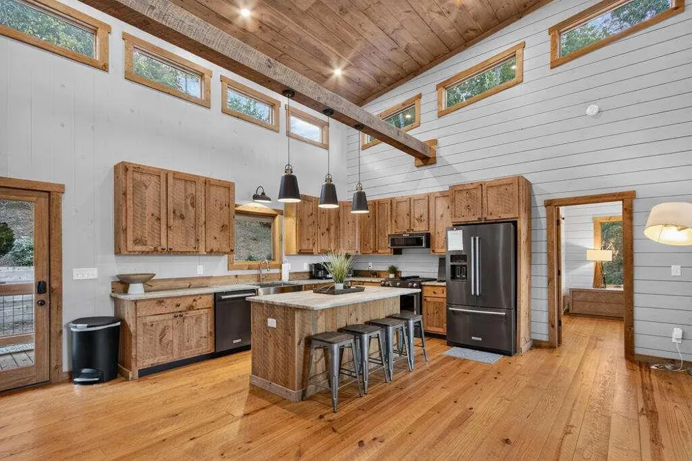 78 Deer Crest Road Blue Ridge, GA 30513