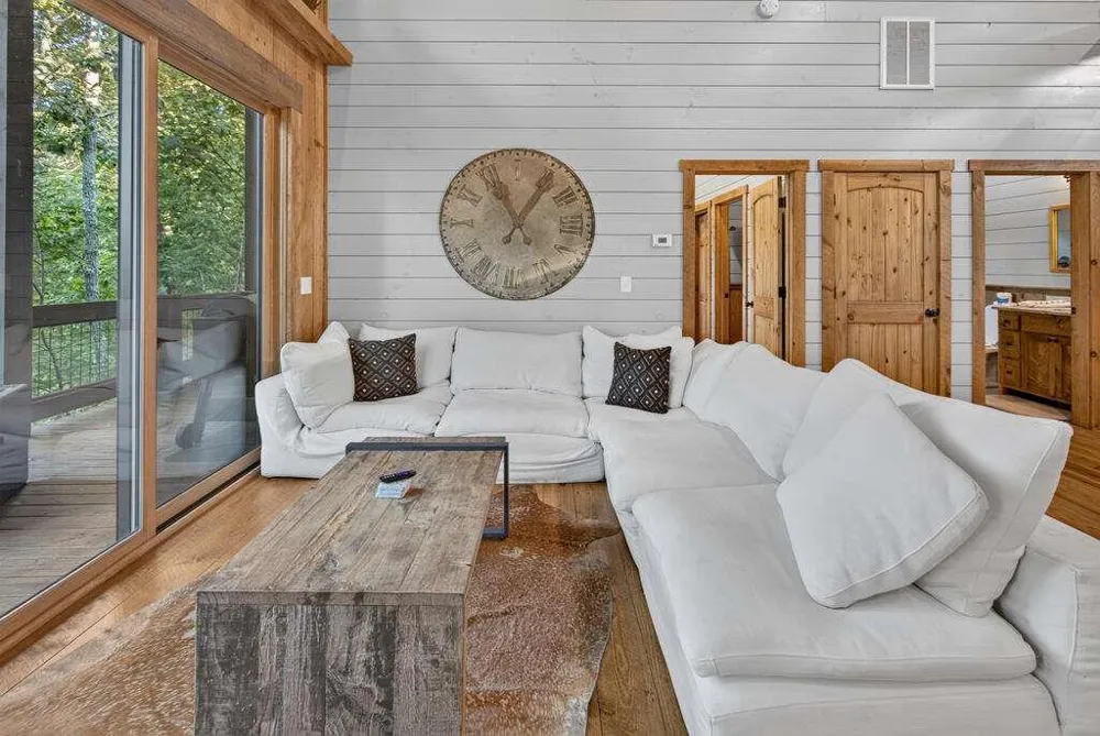 78 Deer Crest Road Blue Ridge, GA 30513