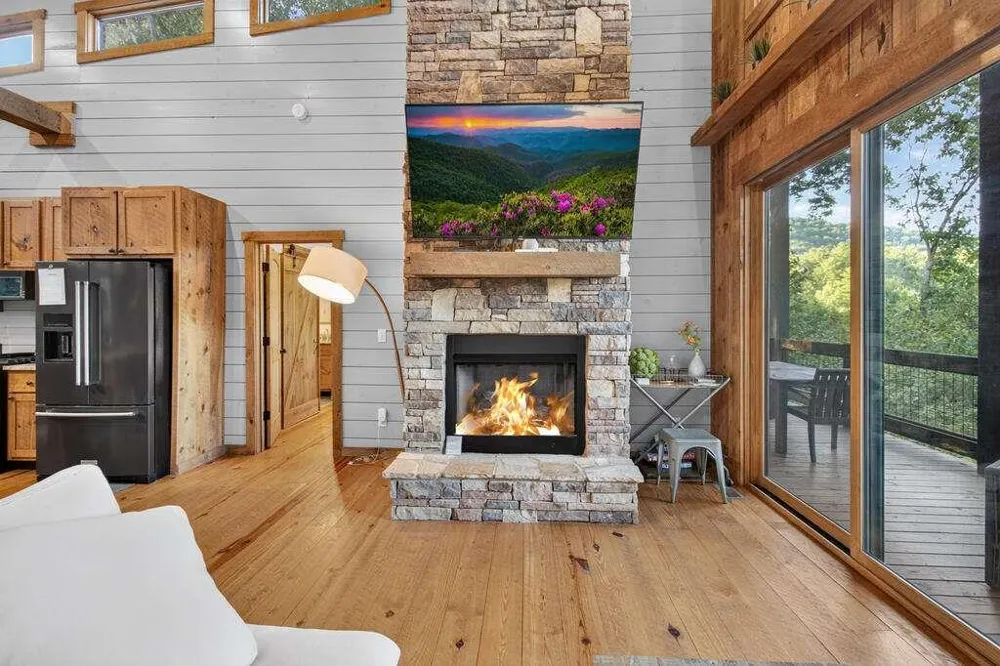 78 Deer Crest Road Blue Ridge, GA 30513