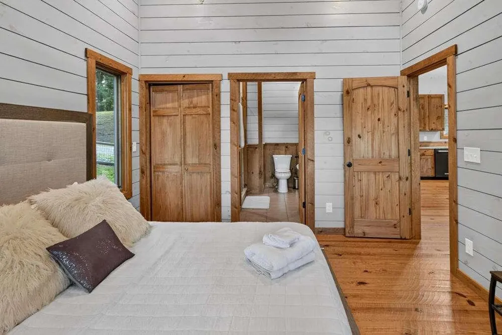 78 Deer Crest Road Blue Ridge, GA 30513