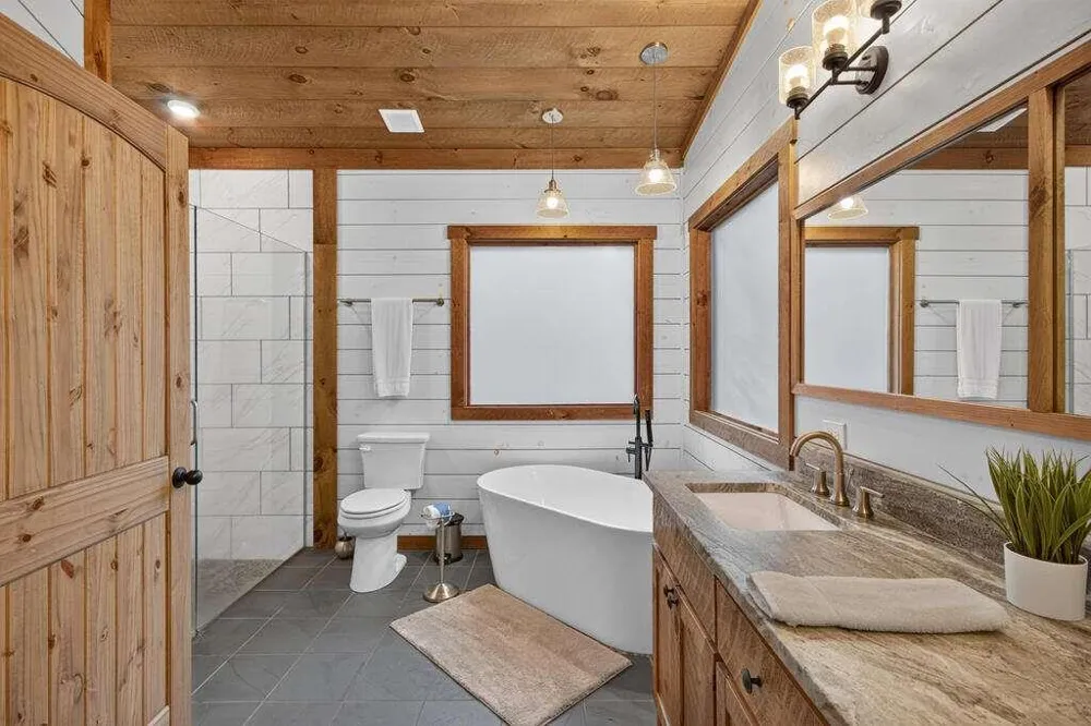 78 Deer Crest Road Blue Ridge, GA 30513