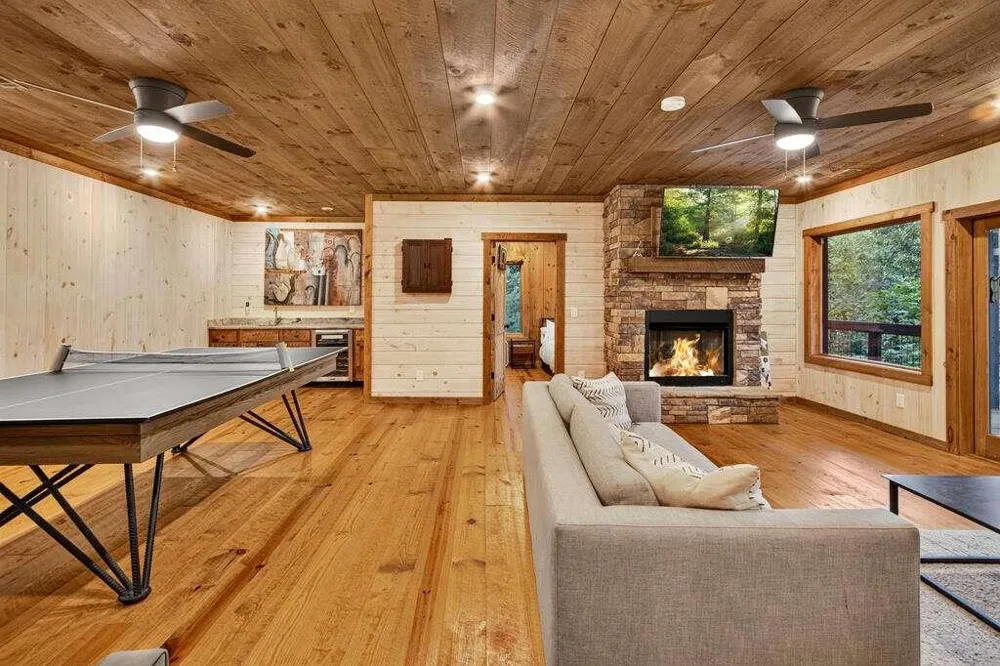 78 Deer Crest Road Blue Ridge, GA 30513