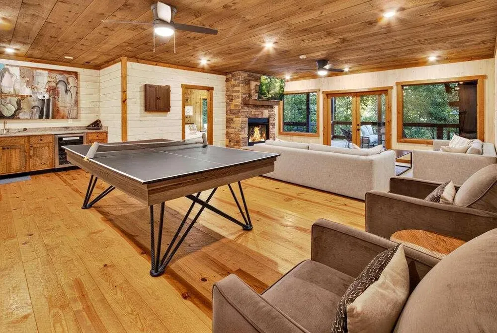 78 Deer Crest Road Blue Ridge, GA 30513