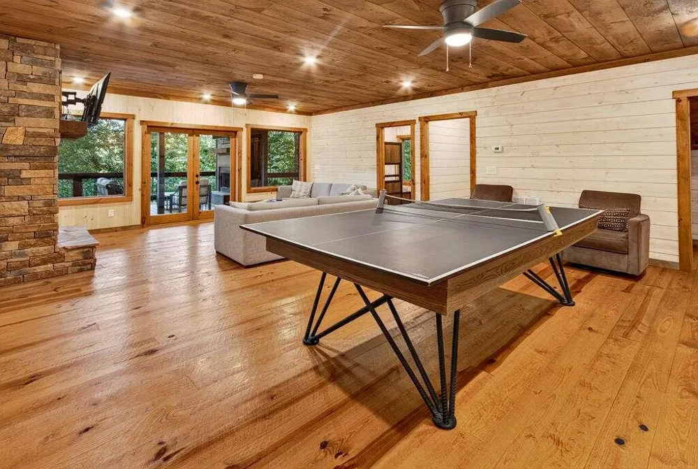 78 Deer Crest Road Blue Ridge, GA 30513