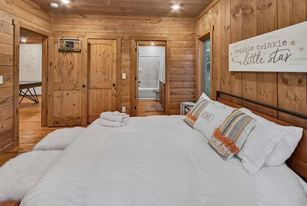 78 Deer Crest Road Blue Ridge, GA 30513