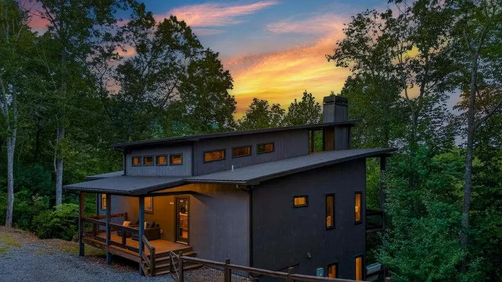 78 Deer Crest Road Blue Ridge, GA 30513