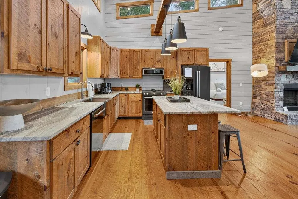 78 Deer Crest Road Blue Ridge, GA 30513