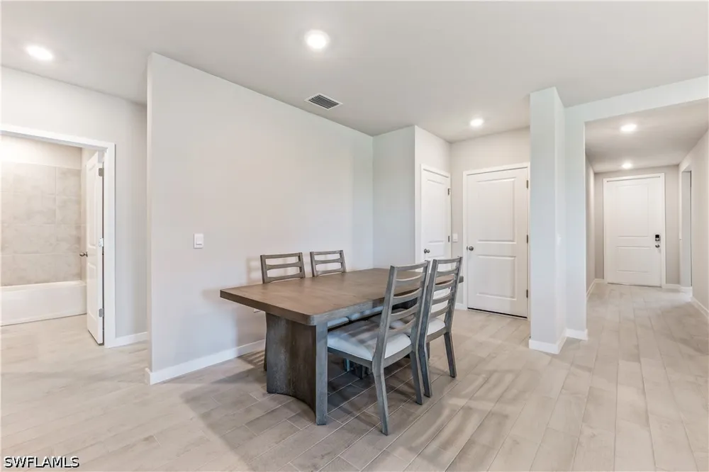SHADE TREE LOOP Punta Gorda, FL 33982