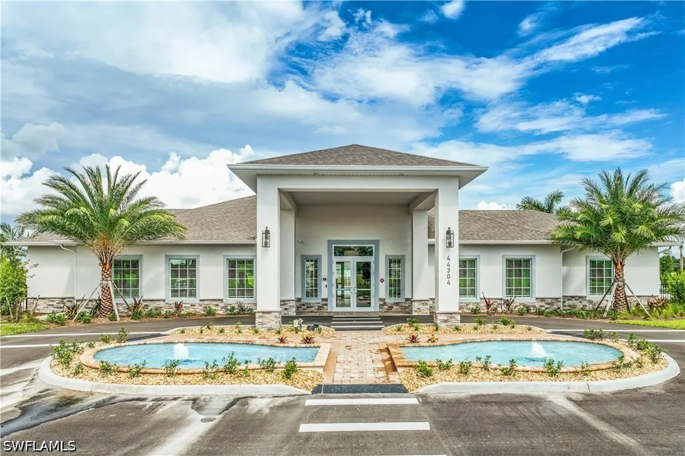 SHADE TREE LOOP Punta Gorda, FL 33982