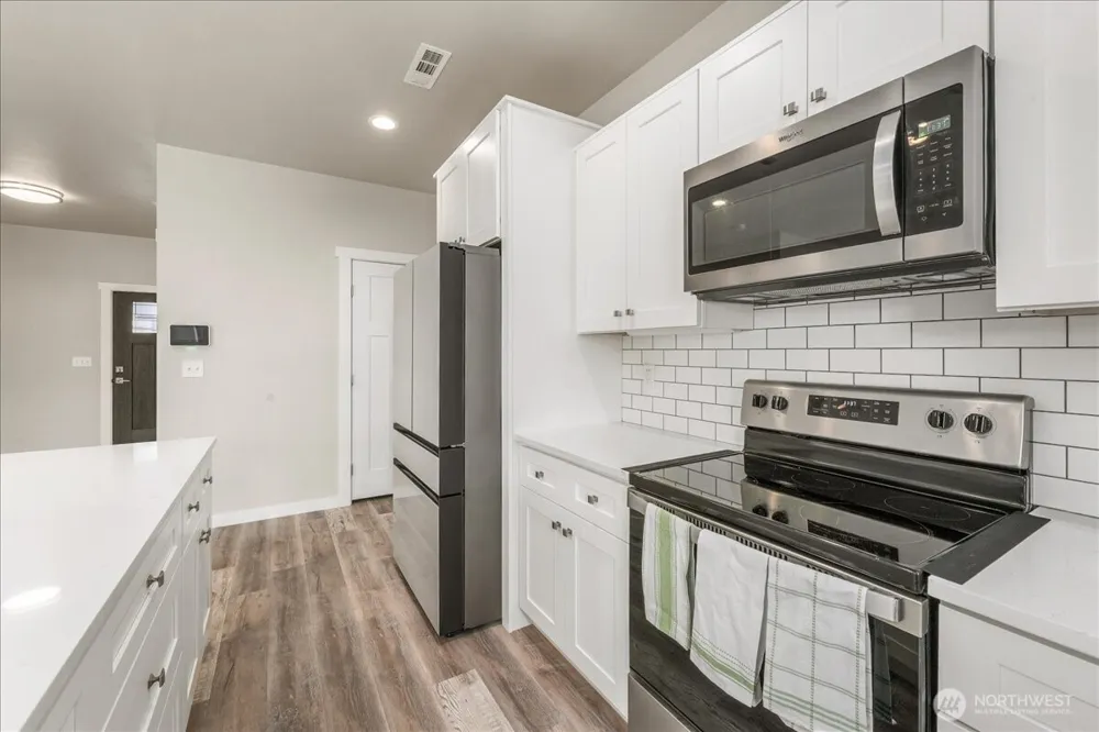 203 Gold Cup Dr. Moses Lake, WA 98837