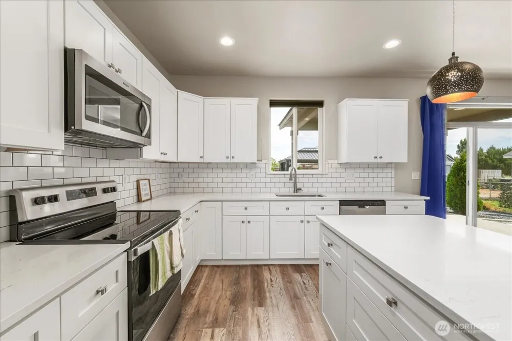 203 Gold Cup Dr. Moses Lake, WA 98837