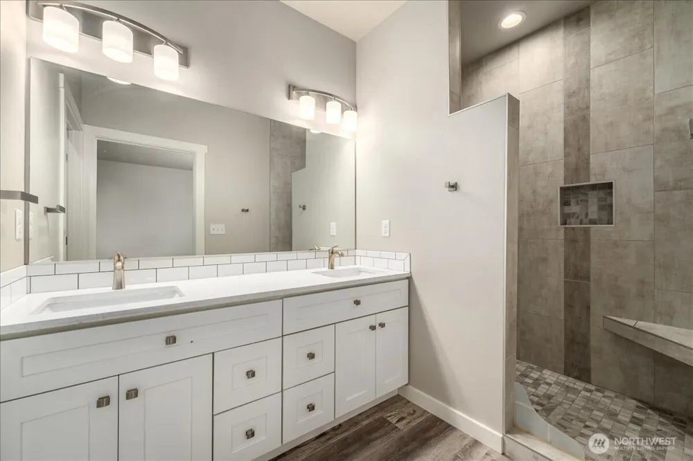 203 Gold Cup Dr. Moses Lake, WA 98837